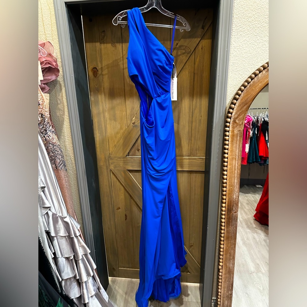 NEW Blue Ashley Lauren Prom Dress Size 4